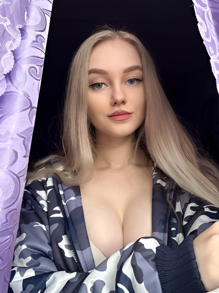 Анна привлекальеная девушка из Павловск цена от 1500 руб