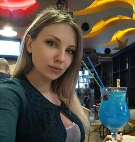 Надежда привлекальеная девушка из Павловск цена от 3500 руб