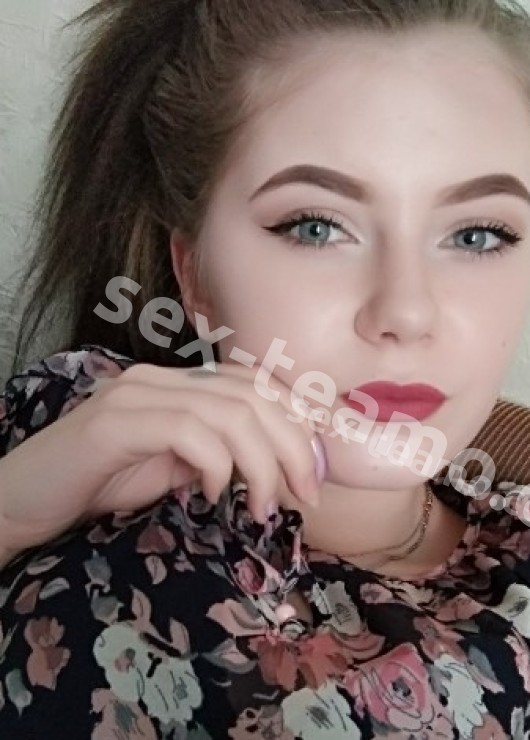 Тамара привлекательная девушка из Павловск цена от 3500 руб