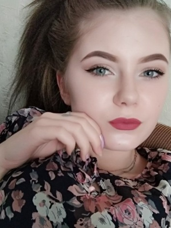 Тамара привлекательная девушка из Павловск цена от 3500 руб