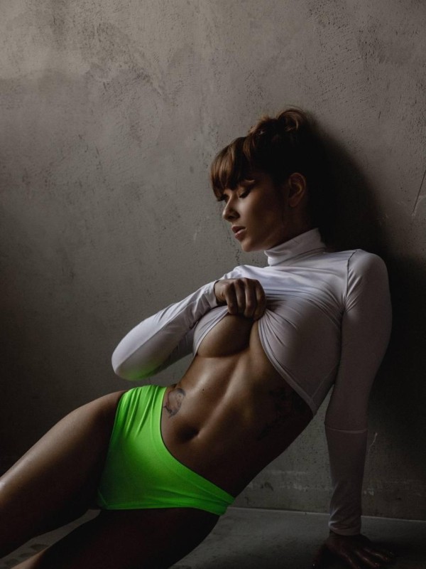 Клава привлекательная девушка из Павловск цена от 6000 руб